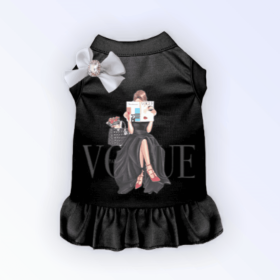 Reading my Vogue (Color: Black, size: medium)