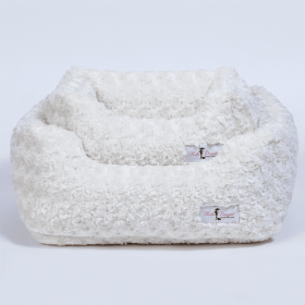Rosebud Cream Bed (Color: Cream, size: small)